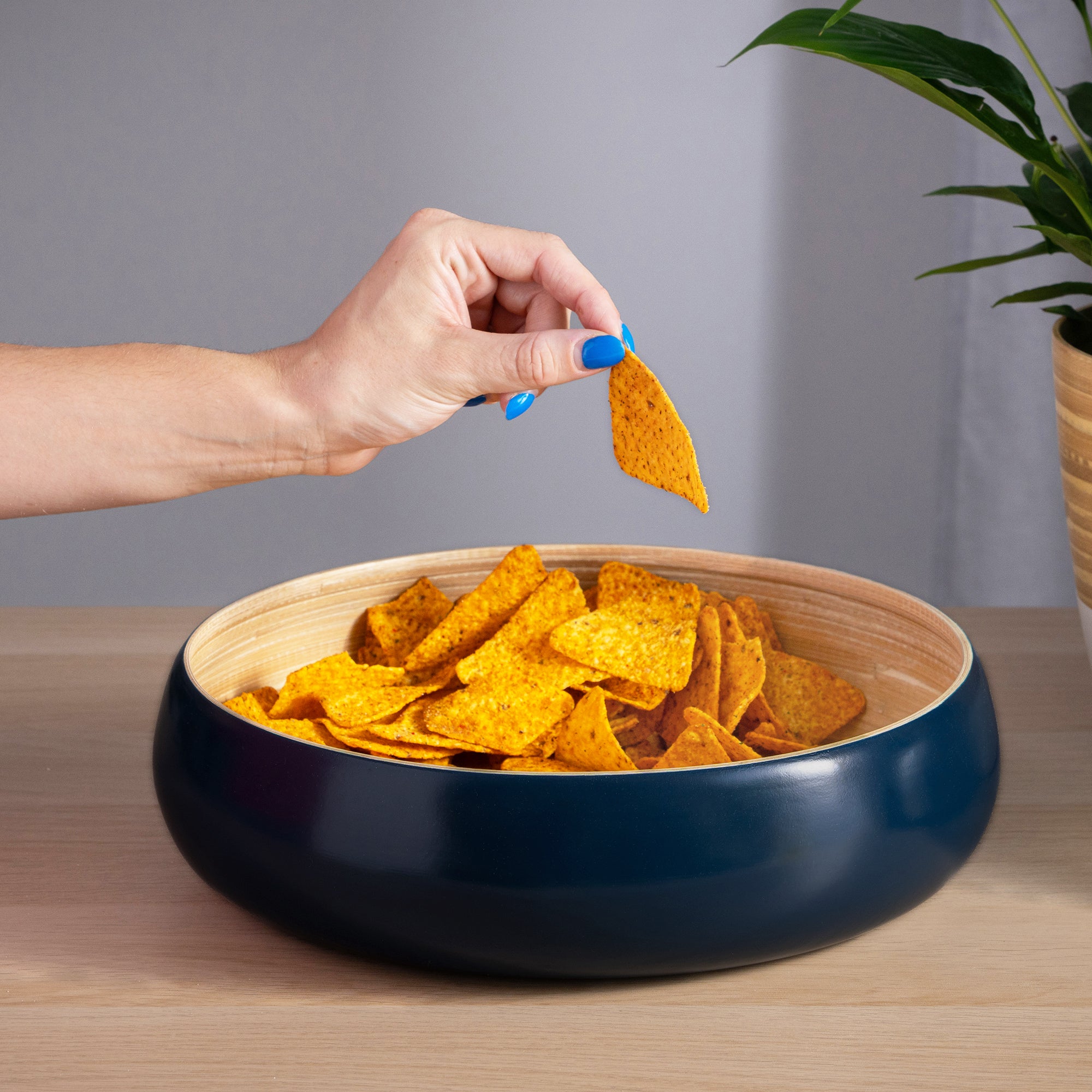 Dehaus Large Round Spun Bamboo Bowl, 30cm x 8cm – Navy Blue - Dehaus.com